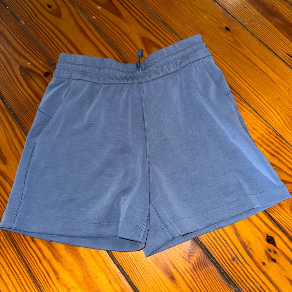 Oasis Blue Lululemon Softreme Highwaisted Shorts